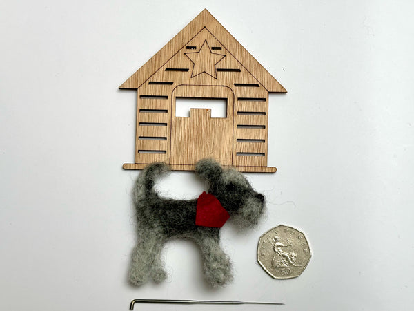 Woolly Terror Kennel Club Brooch - Schanuzer
