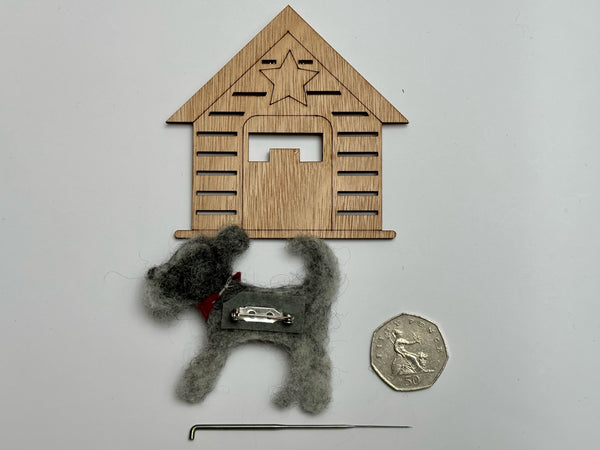 Woolly Terror Kennel Club Brooch - Schanuzer